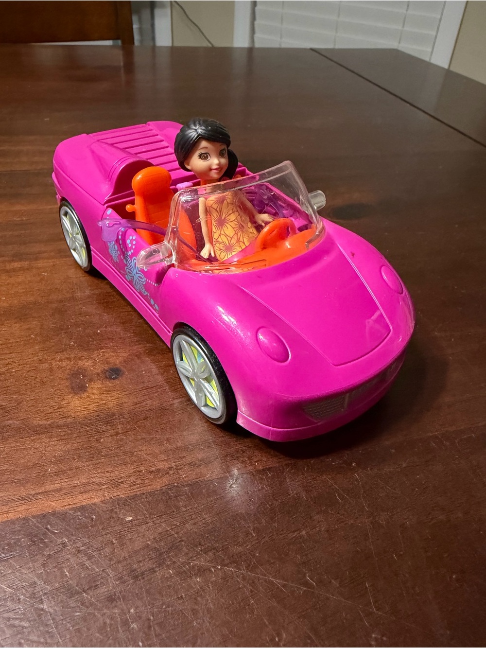 Polly Pocket Convertible and Doll